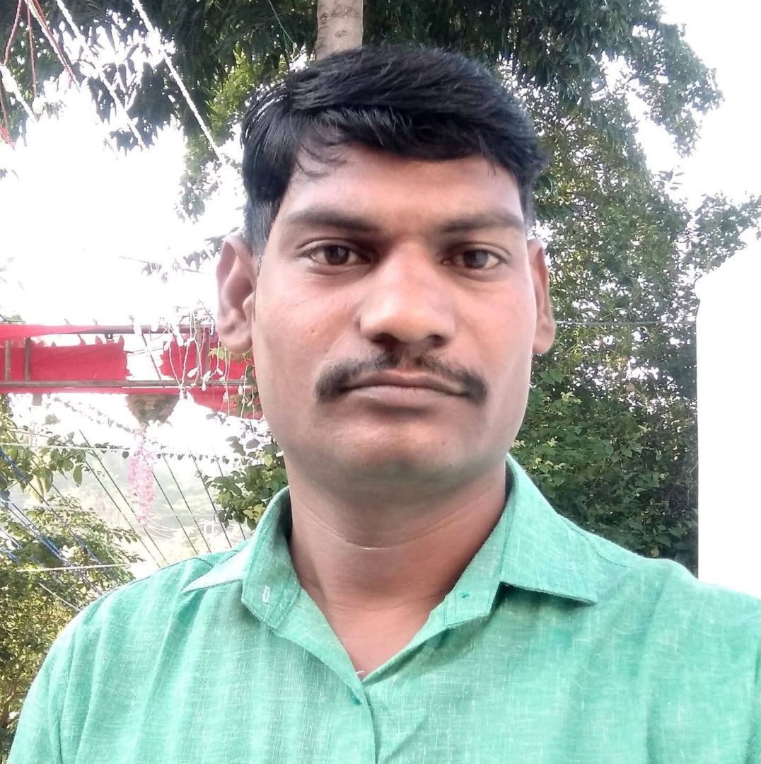 पोस्टमार्टम के बाद परिजनों को सौंपा गया