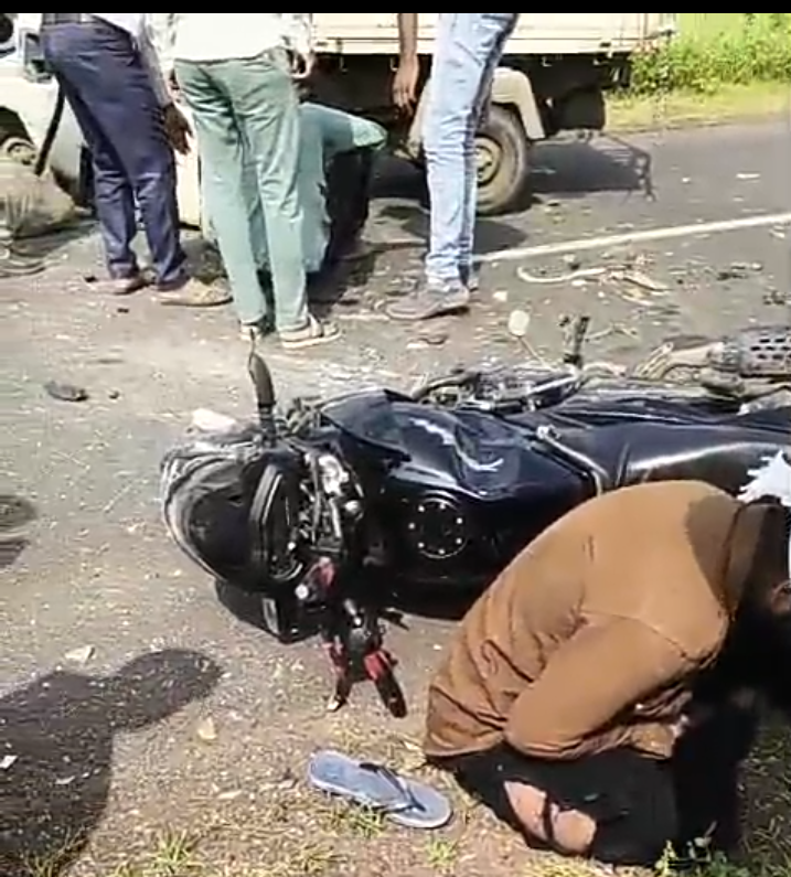 आगर मालवा जिले में कानड़ शाजापुर मार्ग पर हुआ दर्दनाक हादसा
