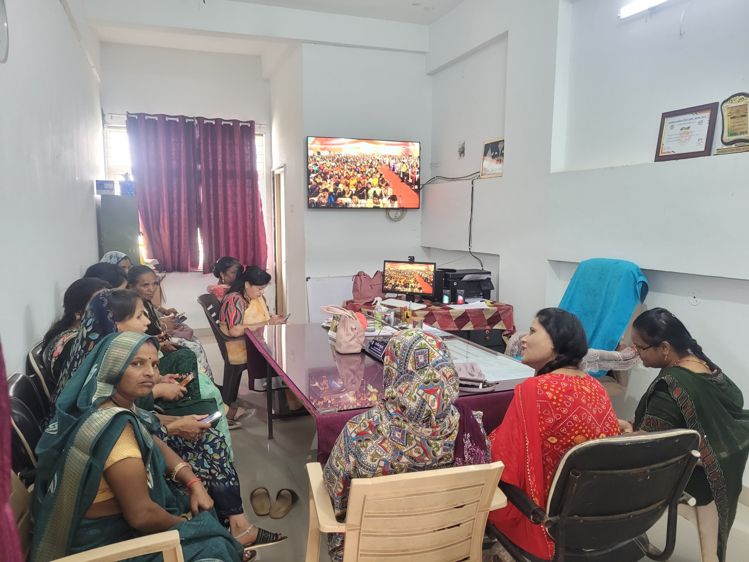 लाडली बहनों को अब हर माह मिलेंगे1500 रुपए, मुख्यमंत्री डॉ मोहन यादव ने भाईदूज पर्व पर दिया 250 रुपये का उपहार