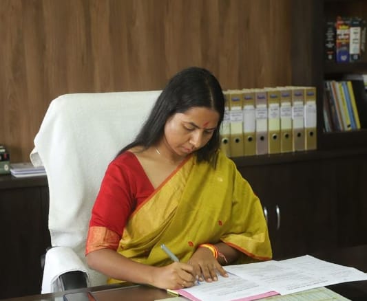 गणतंत्र दिवस की पूर्व संध्या पर कलेक्टर प्रीति यादव ने जिले वासियों को गणतंत्र दिवस की दी शुभकामनाएं