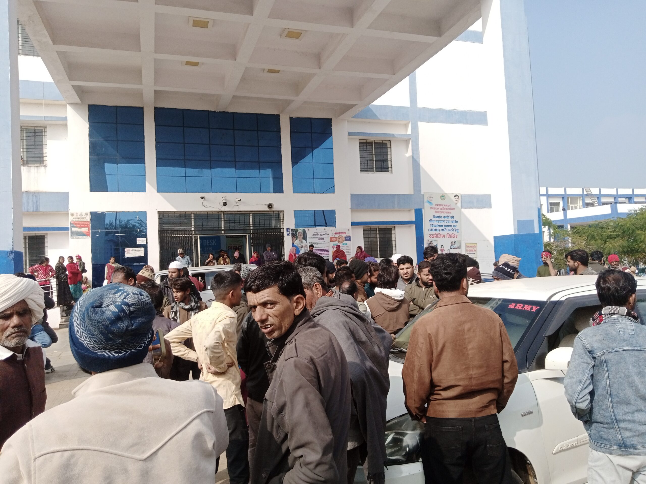 आगर मालवा जिला अस्पताल में कथित लापरवाही से जच्चा-बच्चा की मौत, परिजनों में आक्रोश