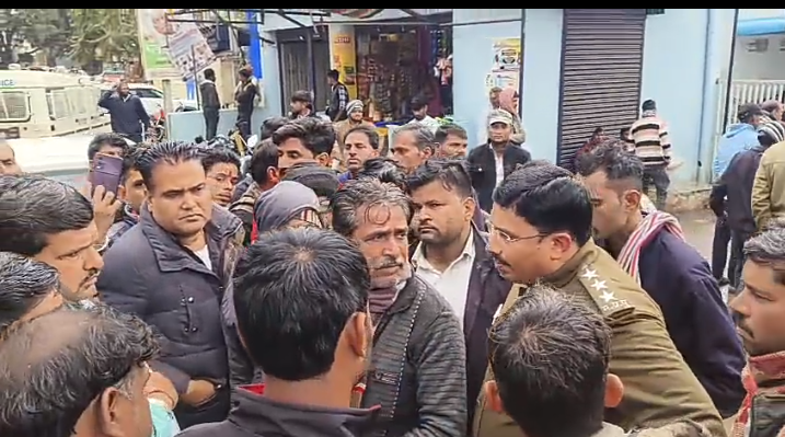 नलखेड़ा में दोहरी त्रासदी: मारपीट की शिकायत के बाद सड़क हादसे में पिता की मौत, सदमे से मृतक के भाई ने भी तोड़ा दम