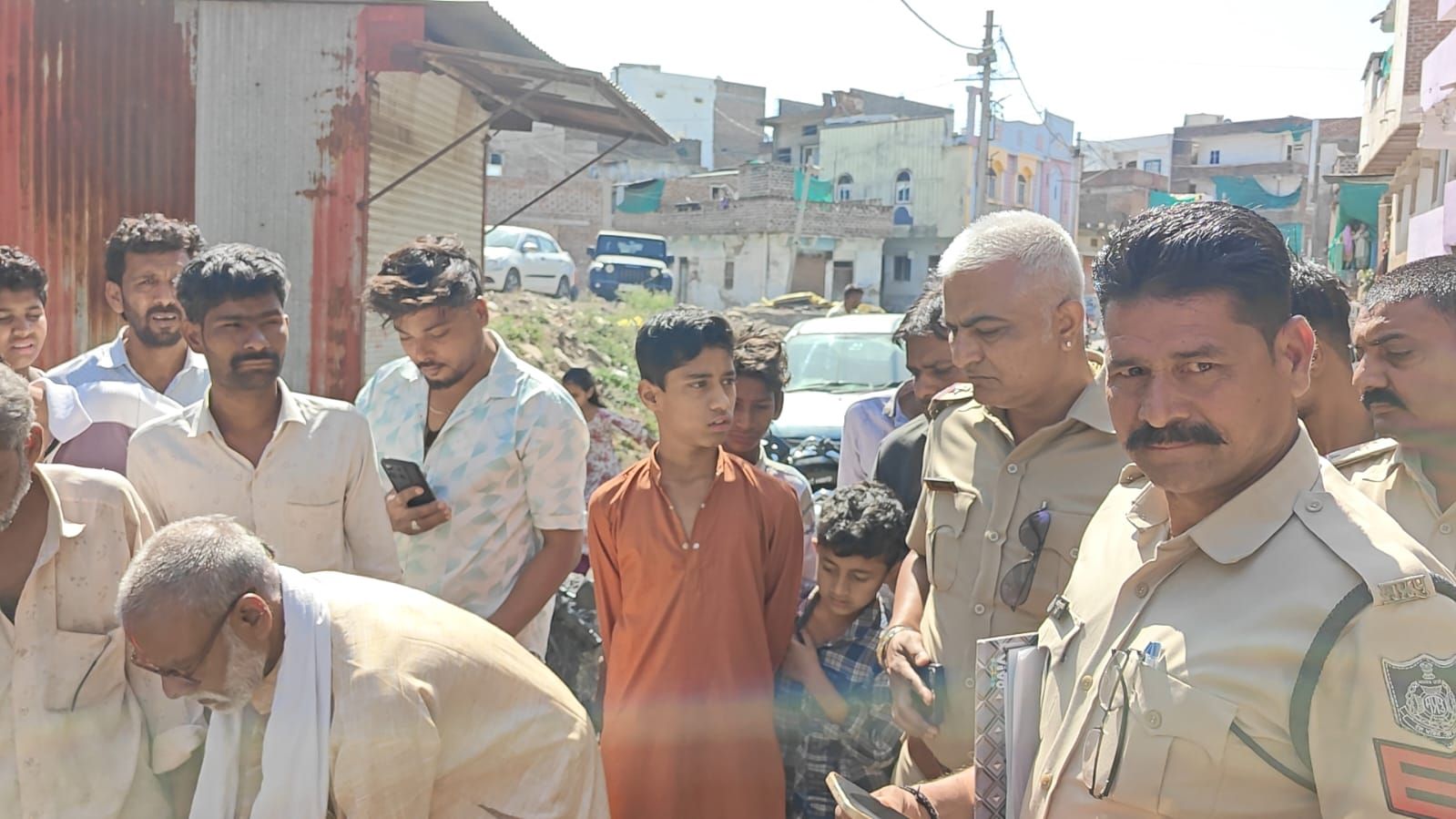 पुलिस कर रही जांच