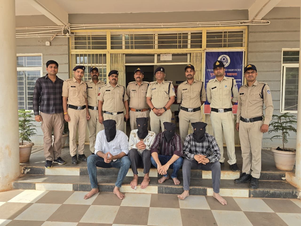 4 आरोपी गिरफ्तार, ₹1.93 करोड़ के लेन-देन का खुलासा