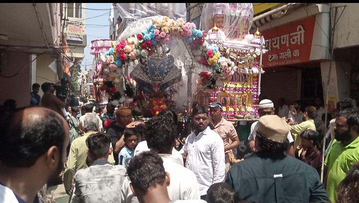  दस दिवसीय मोहर्रम पर्व का ताजियों के विसर्जन के साथ हुआ समापन