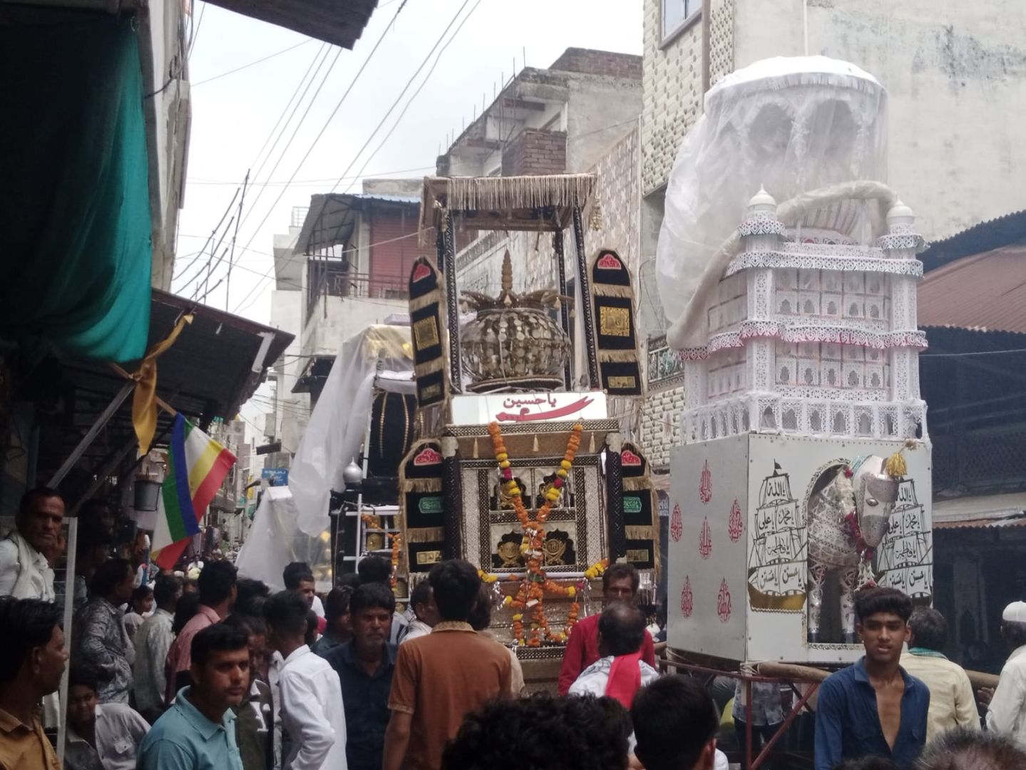 महाराष्ट्र के अमलनेर और उज्जैन से आए कव्वालों ने बाँधा शमा