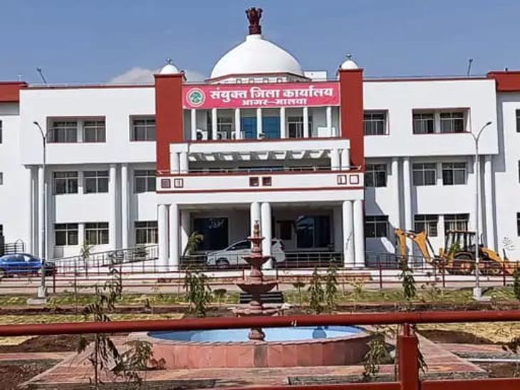 24 अगस्त सावन के अंतिम सोमवार को जिले में स्थानीय अवकाश