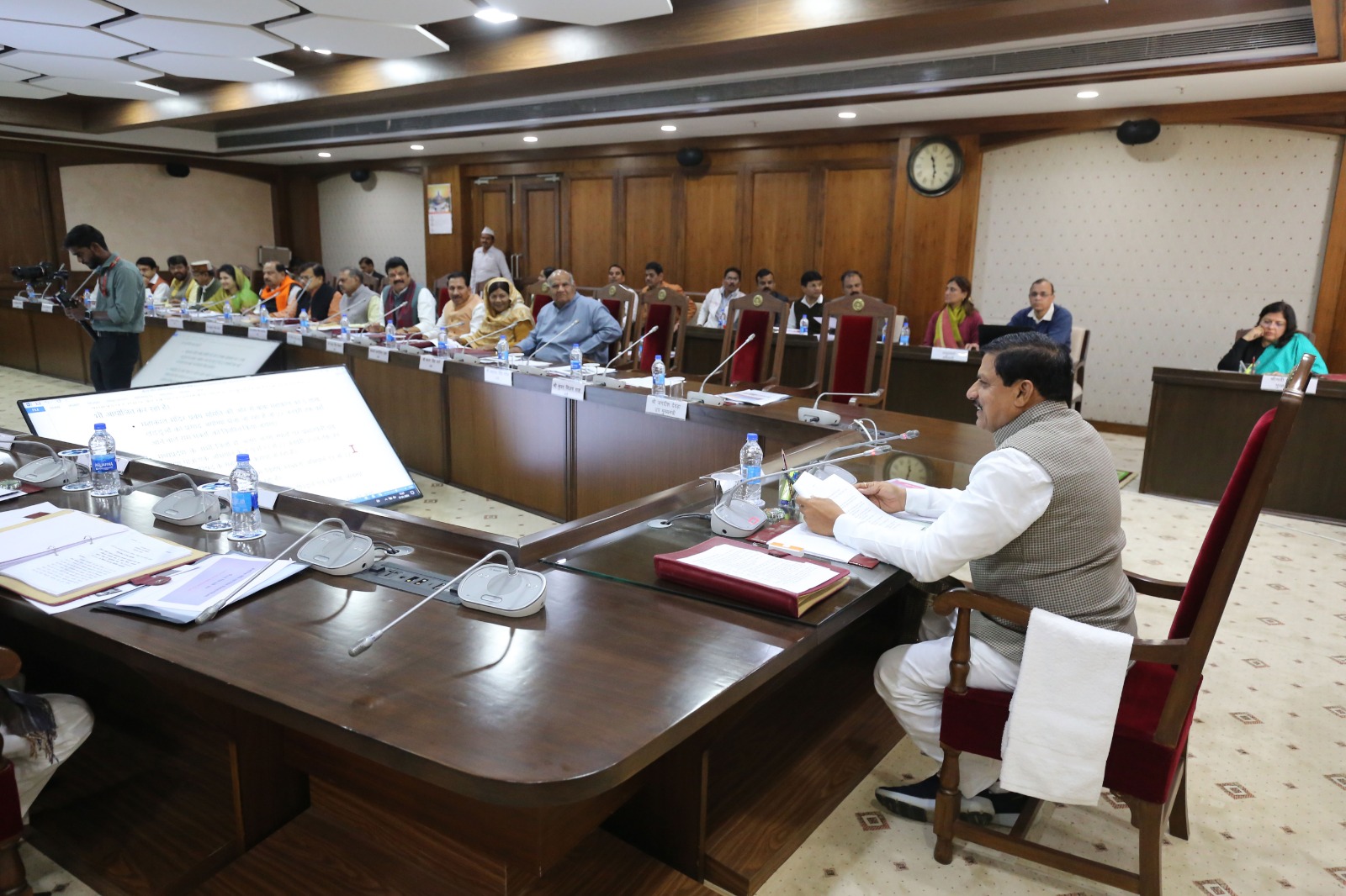 नवीन शासकीय विधि महाविद्यालय, आगर-मालवा के लिए 30 नवीन पदों की स्वीकृति